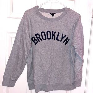 J CREW Women’s Gray and Navy Sweatshirt